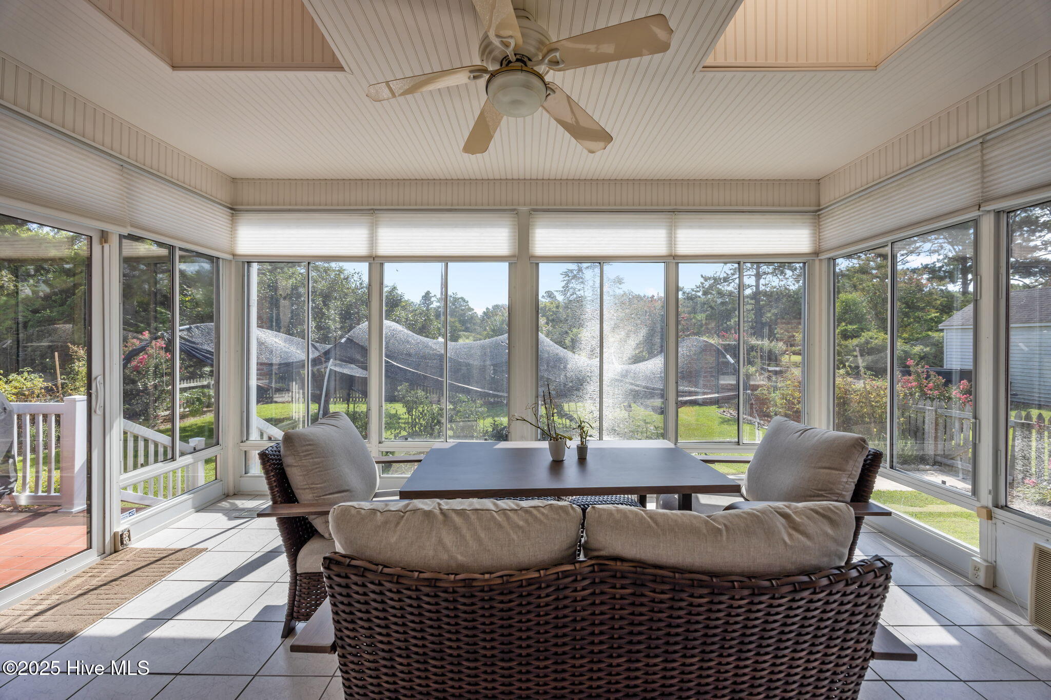 906 Runaway Bay