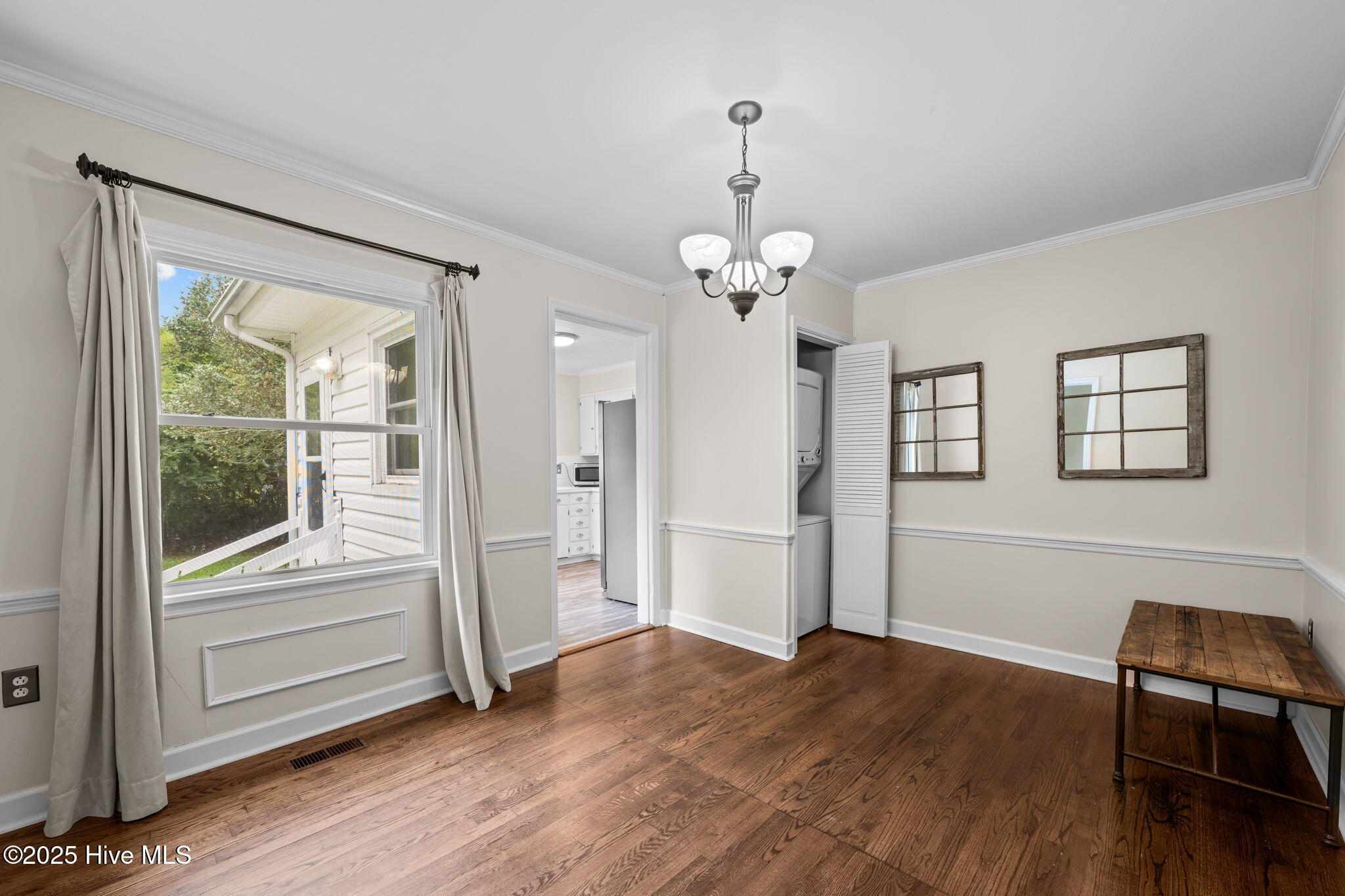 1608 Queen Anne Lane
