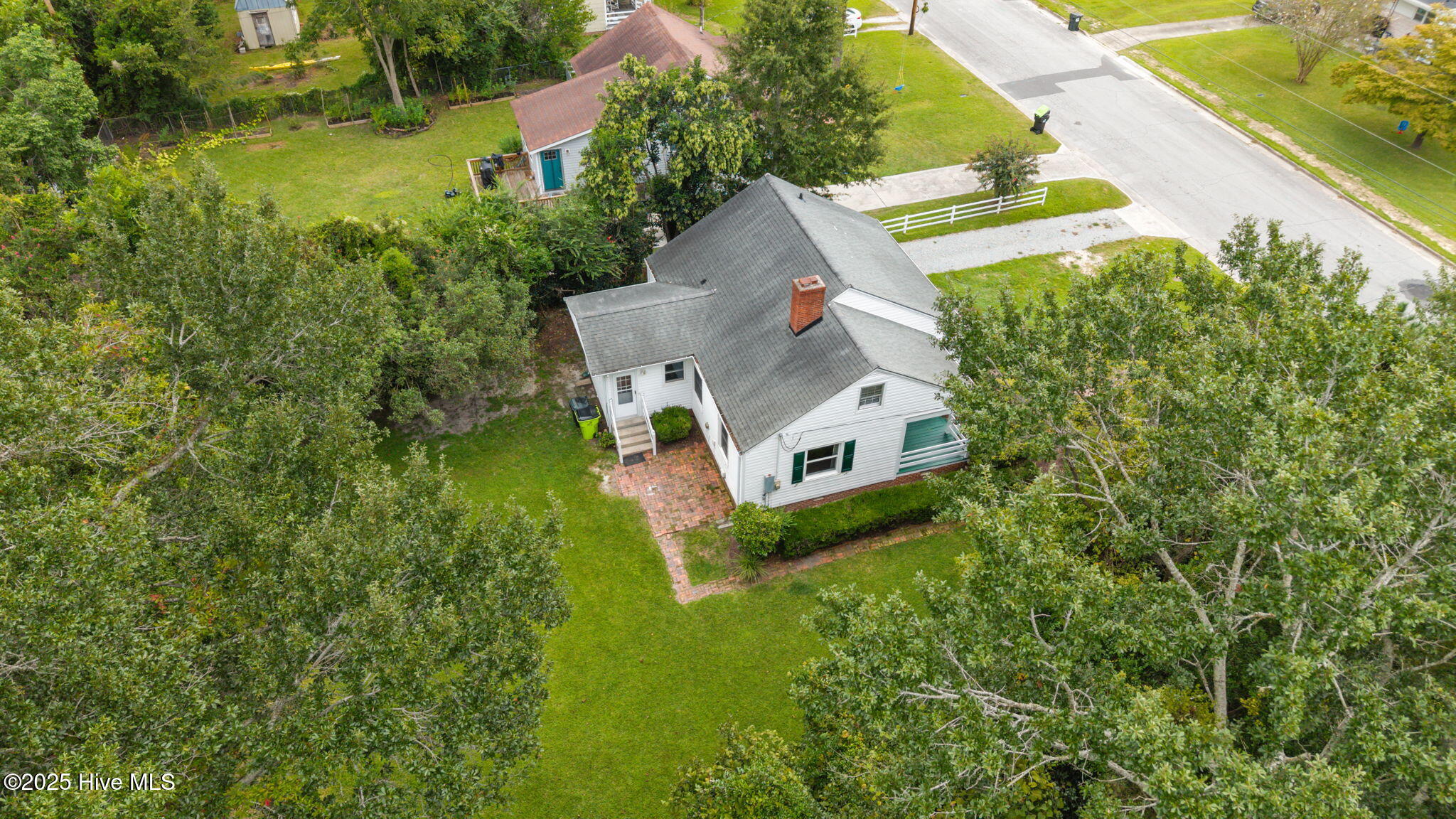 1608 Queen Anne Lane