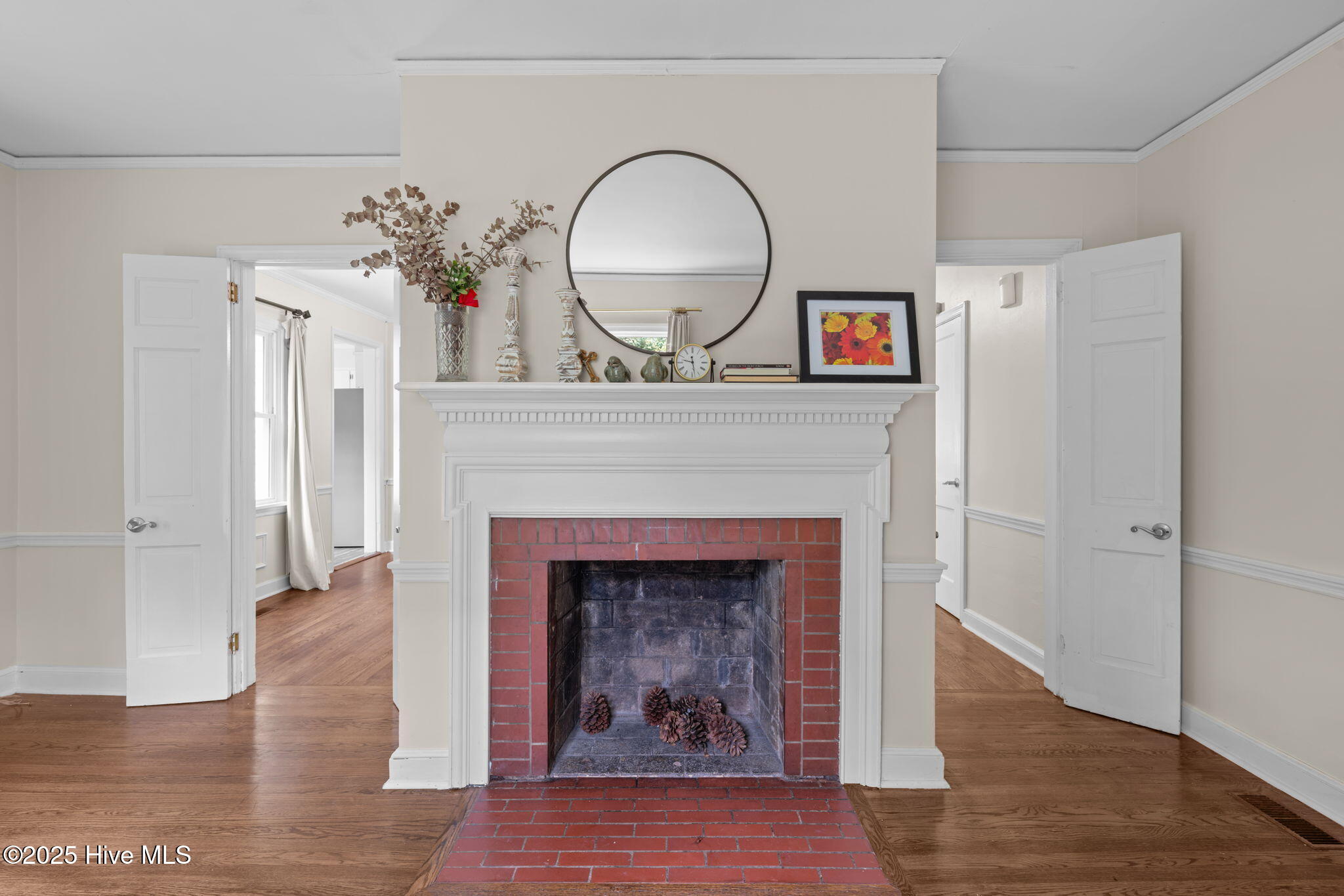 1608 Queen Anne Lane