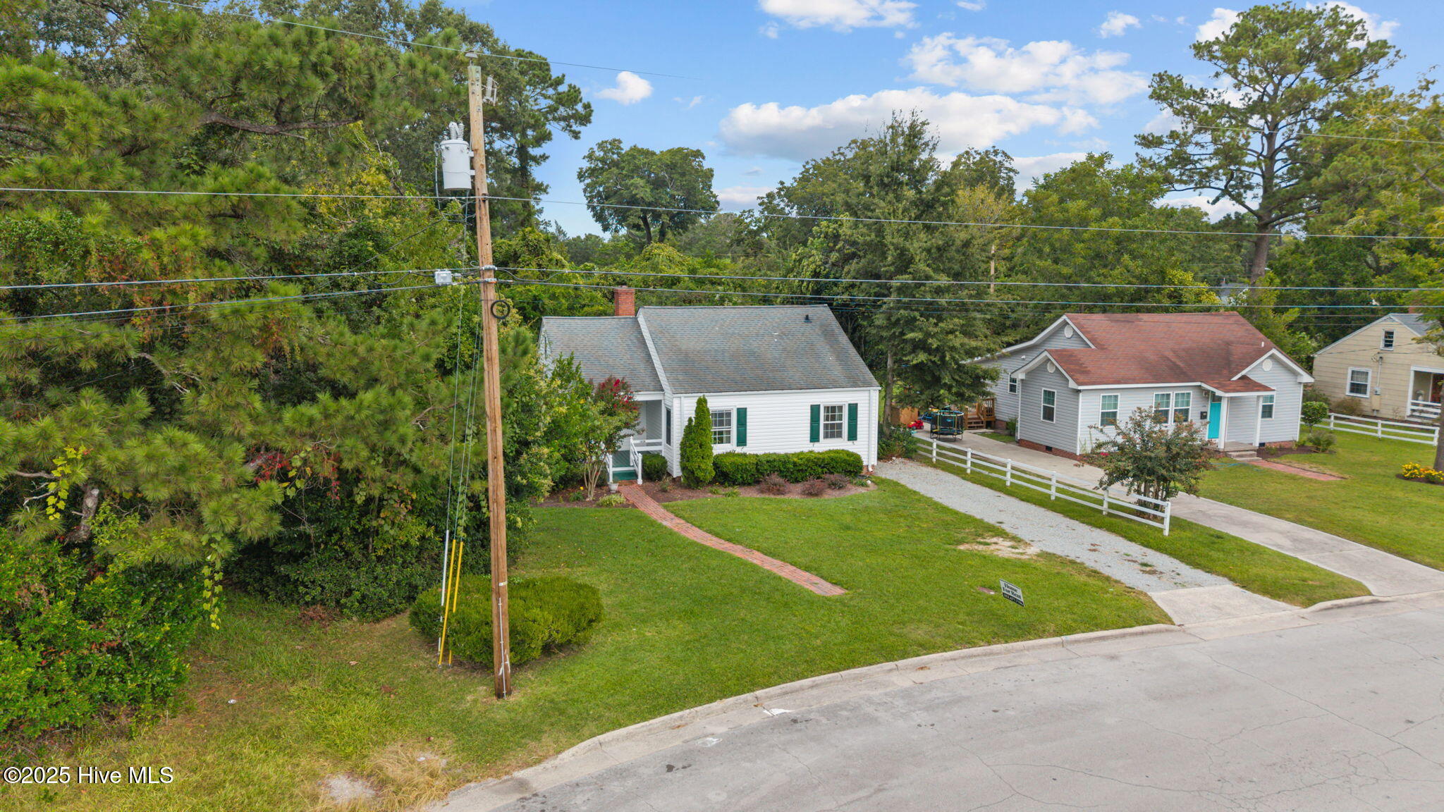1608 Queen Anne Lane