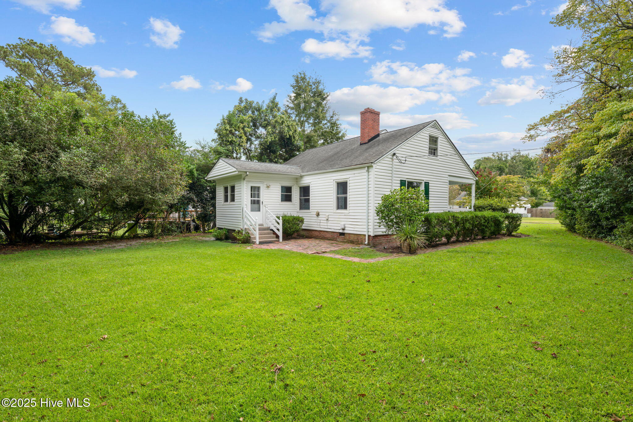 1608 Queen Anne Lane