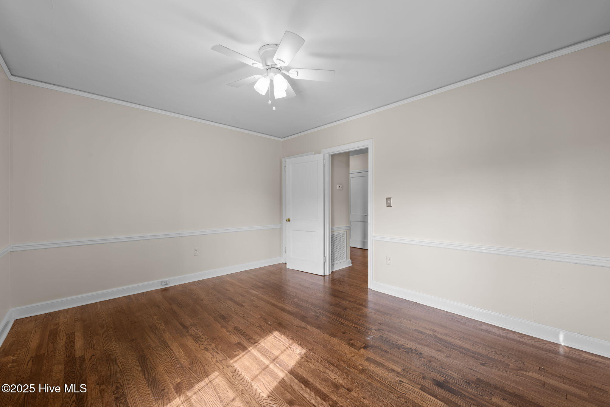 1608 Queen Anne Lane