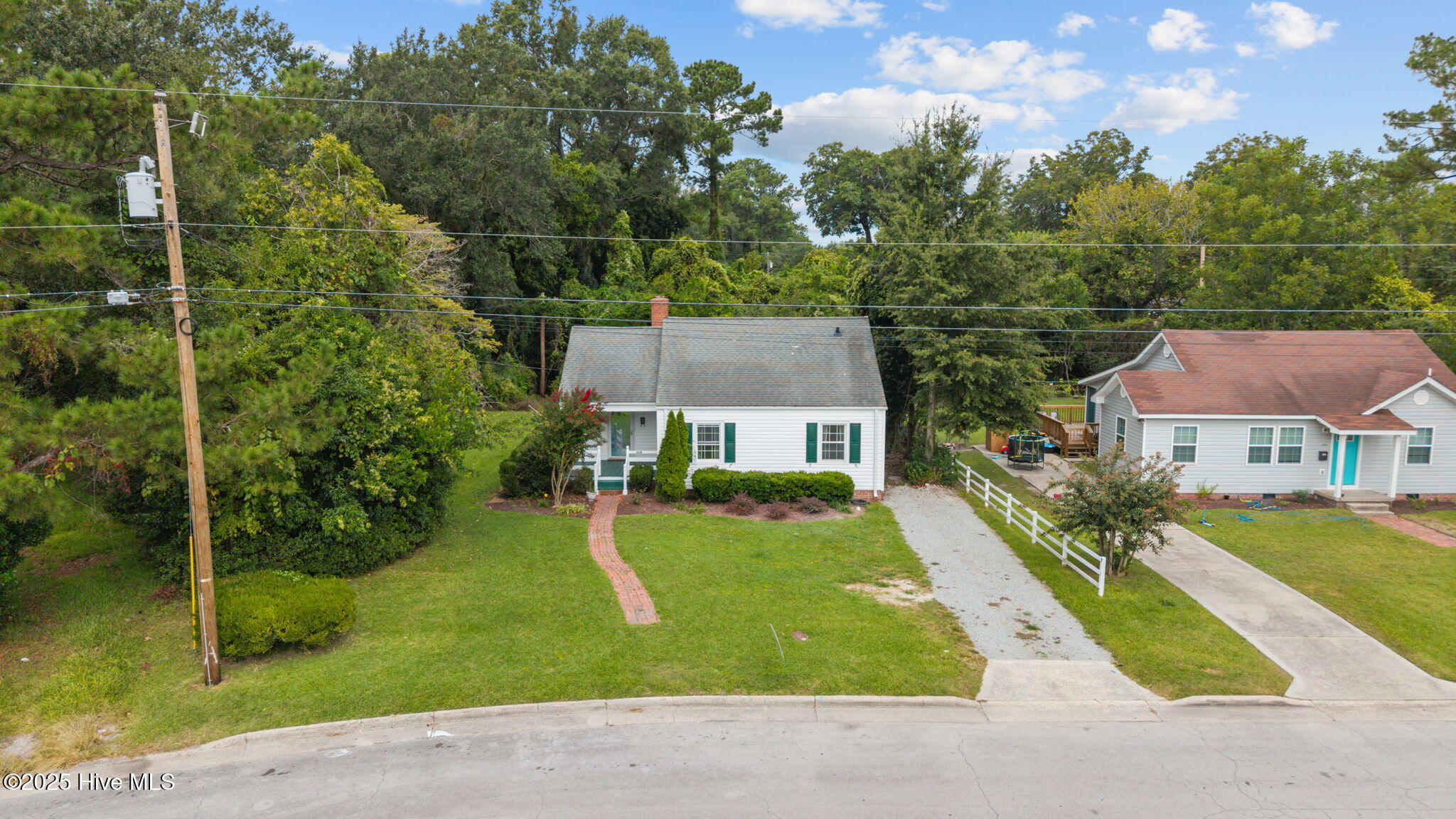 1608 Queen Anne Lane
