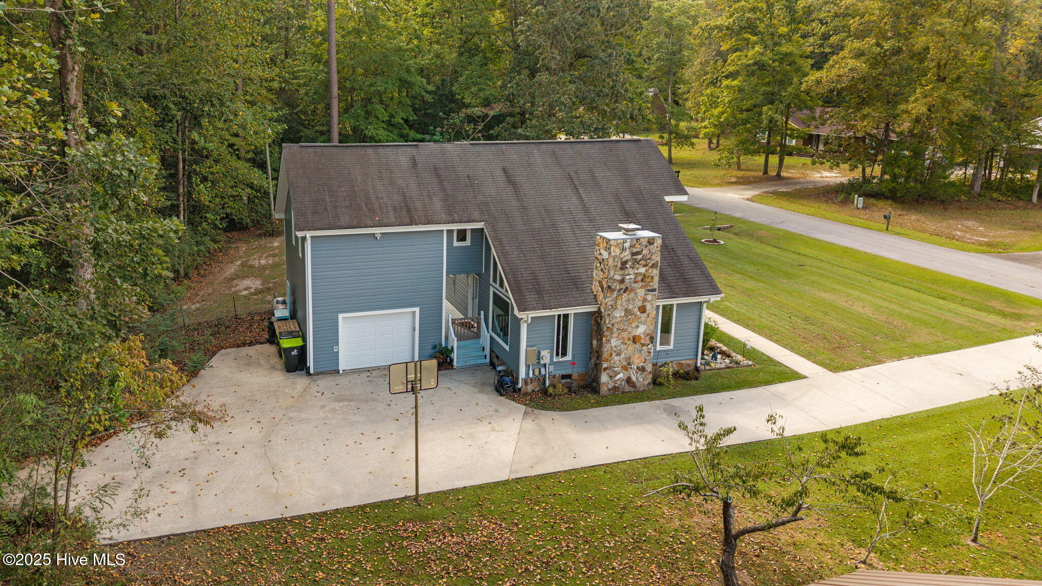 102 Spring Ridge Court