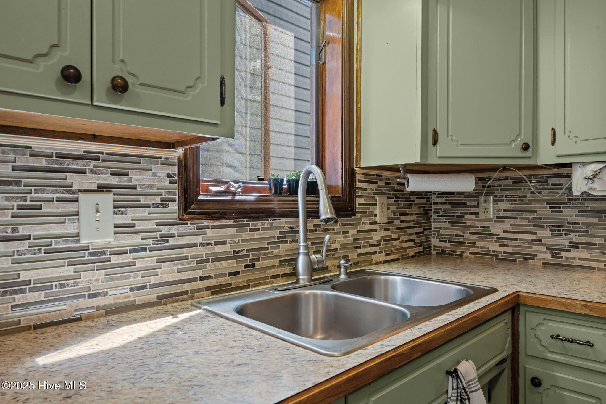 102 Spring Ridge Court