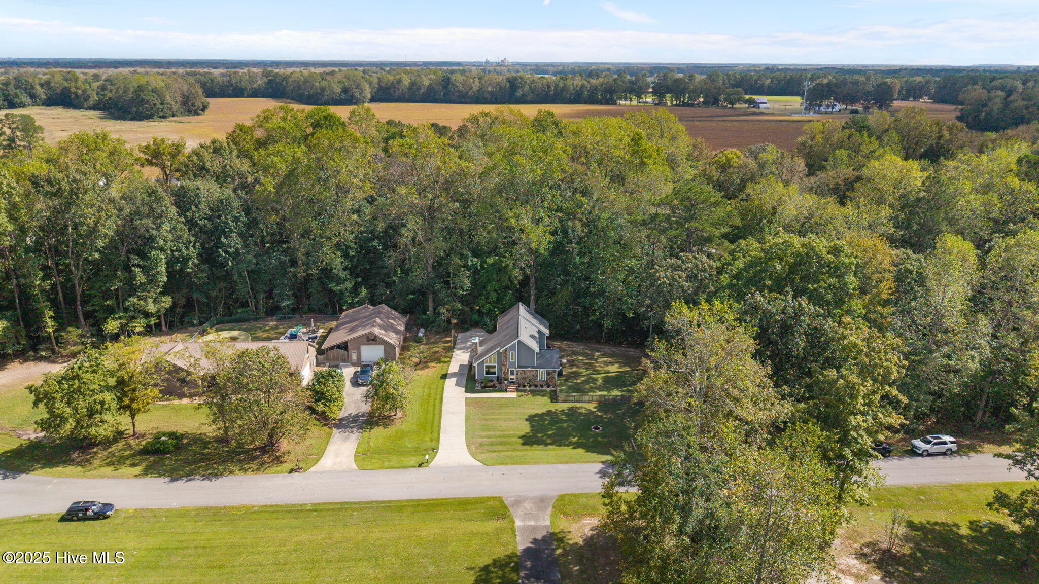 102 Spring Ridge Court
