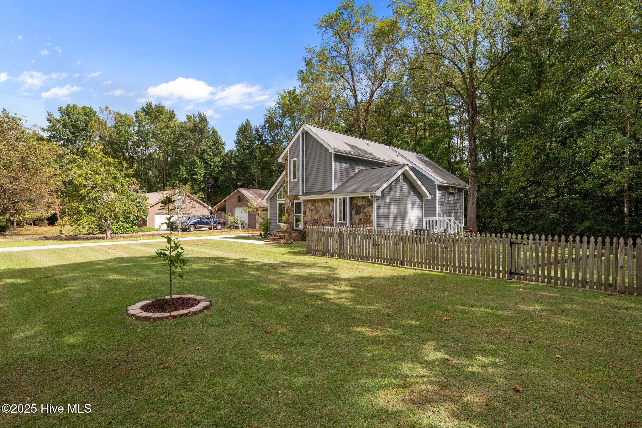 102 Spring Ridge Court