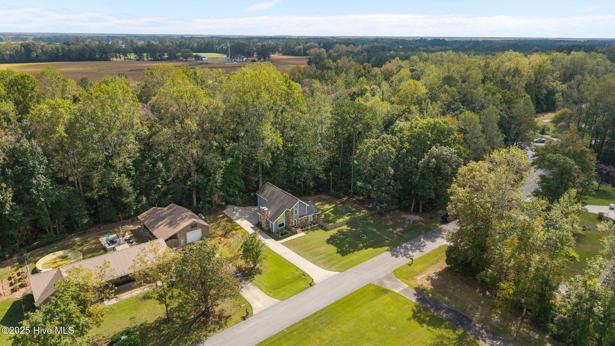 102 Spring Ridge Court