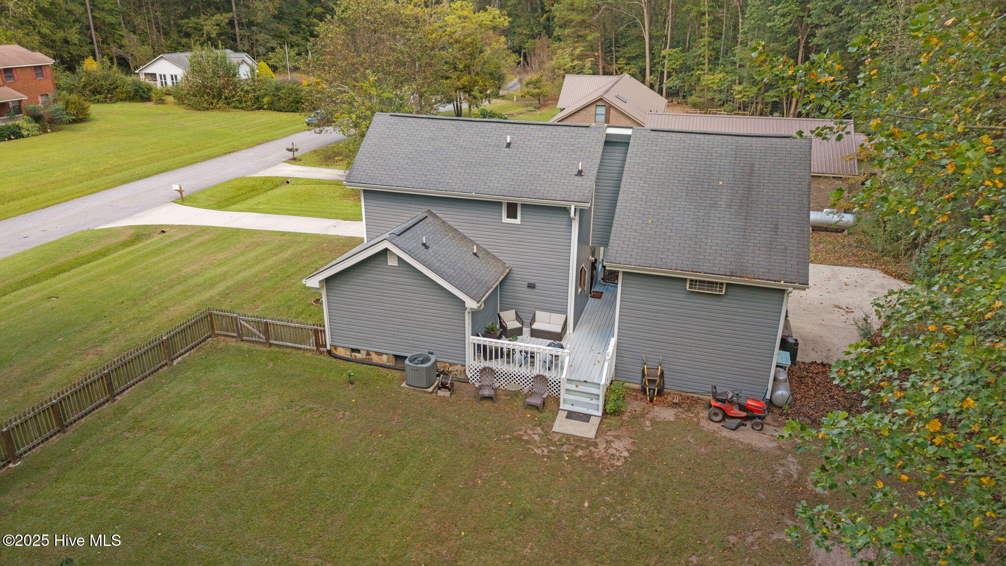 102 Spring Ridge Court