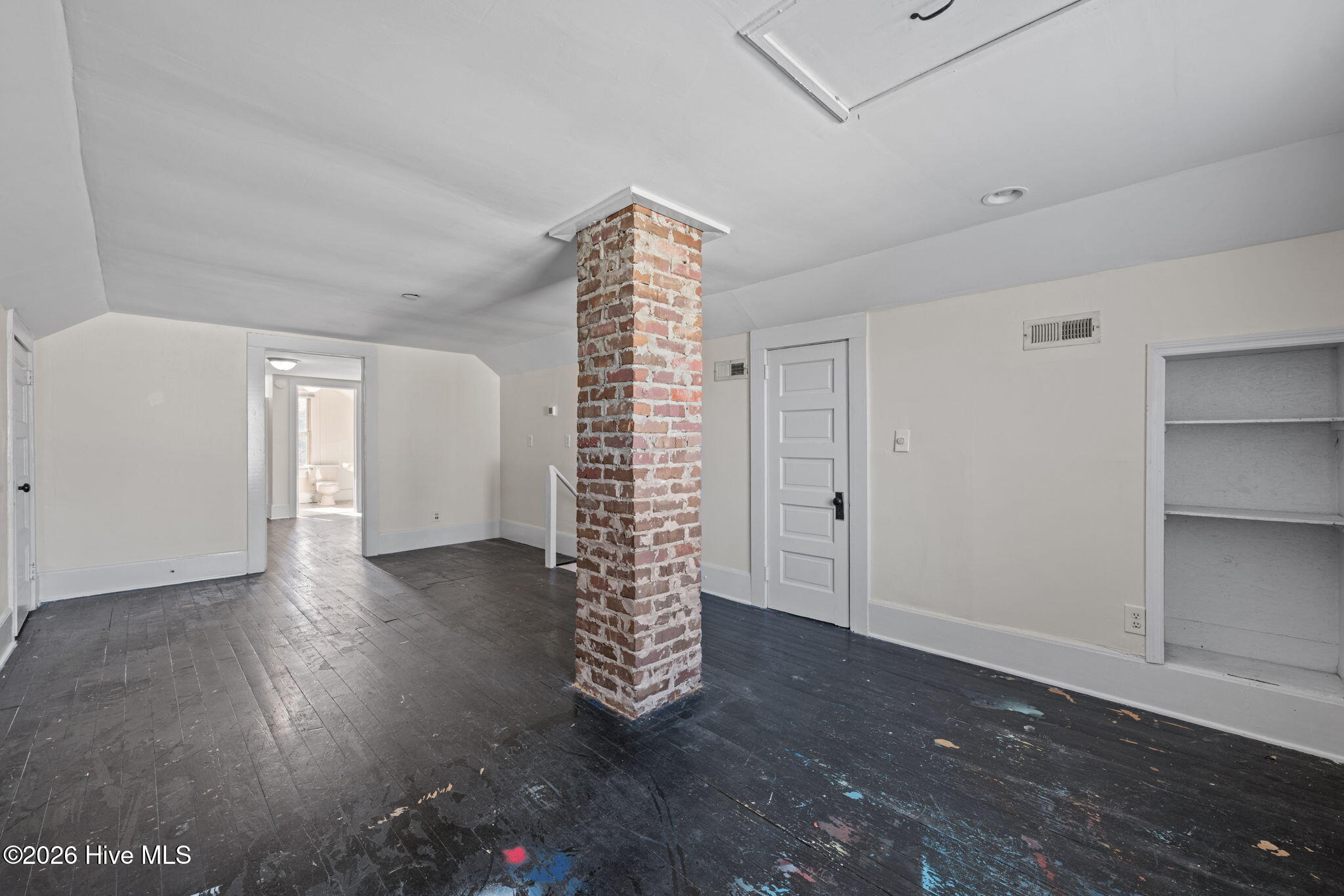 107 N C Street