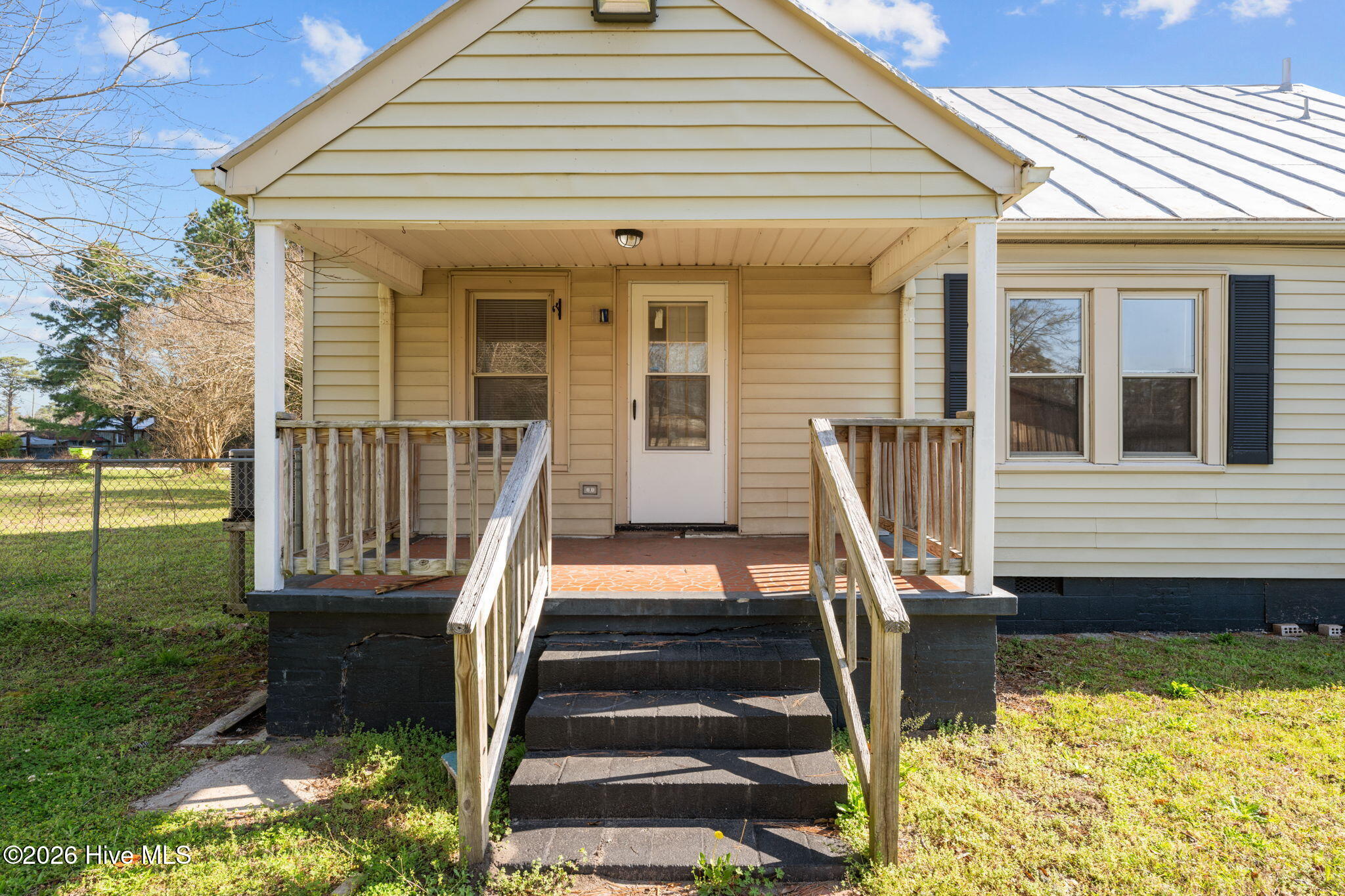 107 N C Street