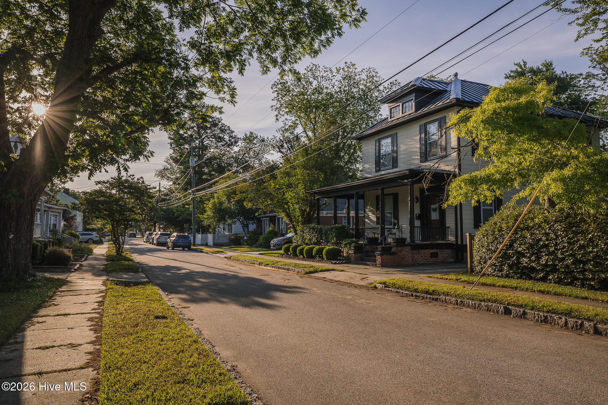 615 New Street