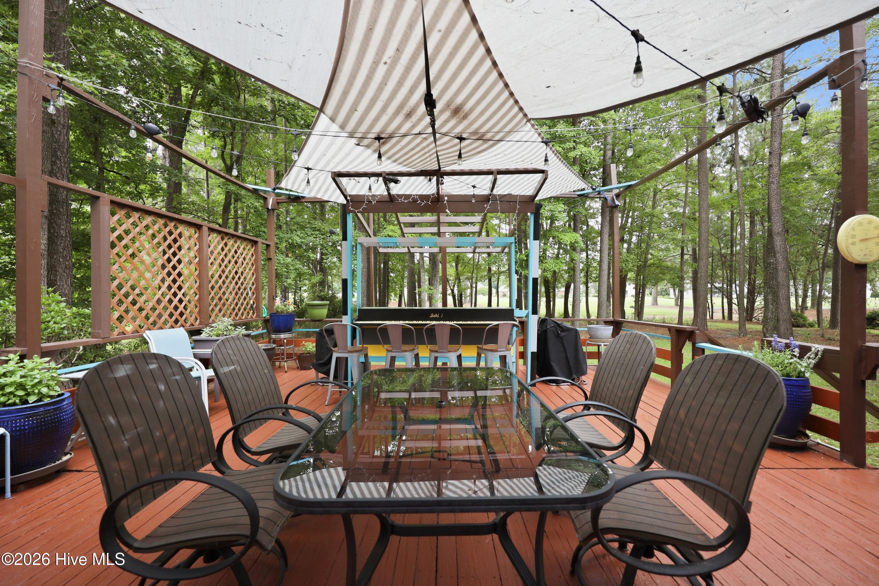 6015 Club House Drive