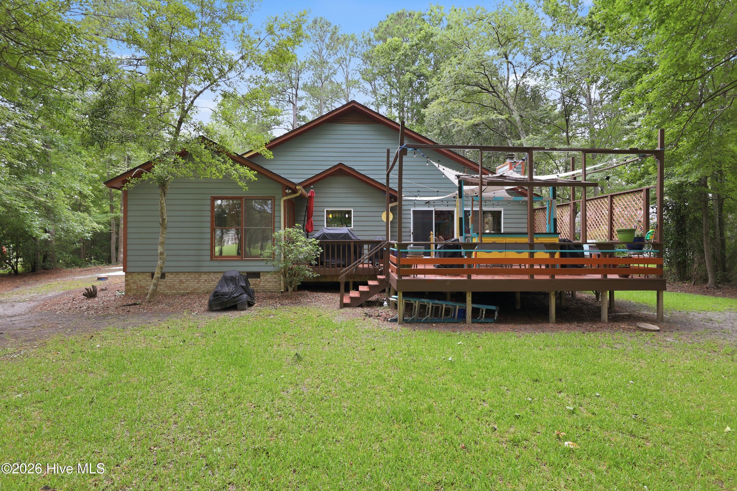 6015 Club House Drive