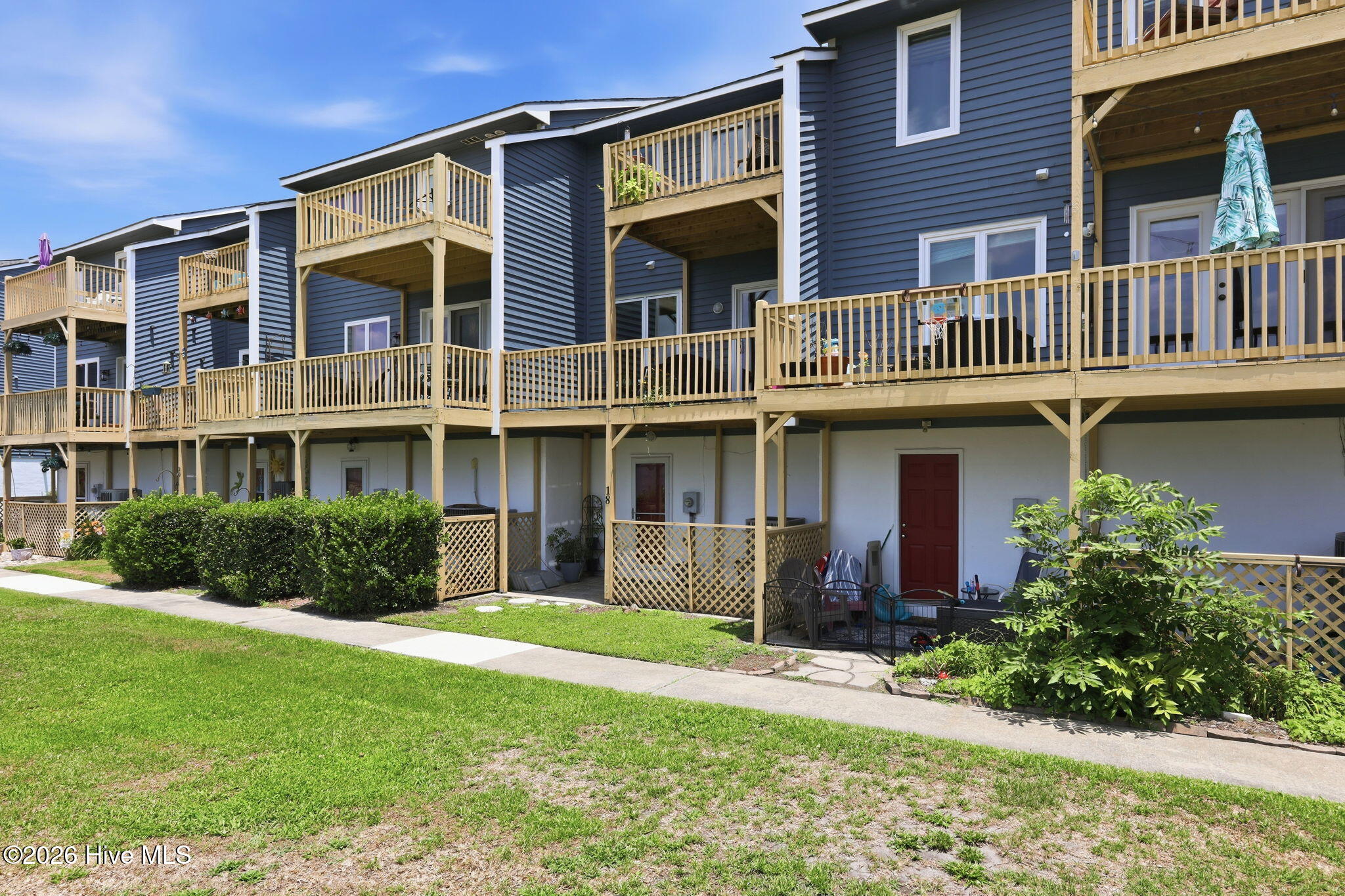 18 Eastern Shore Townhouses 18
