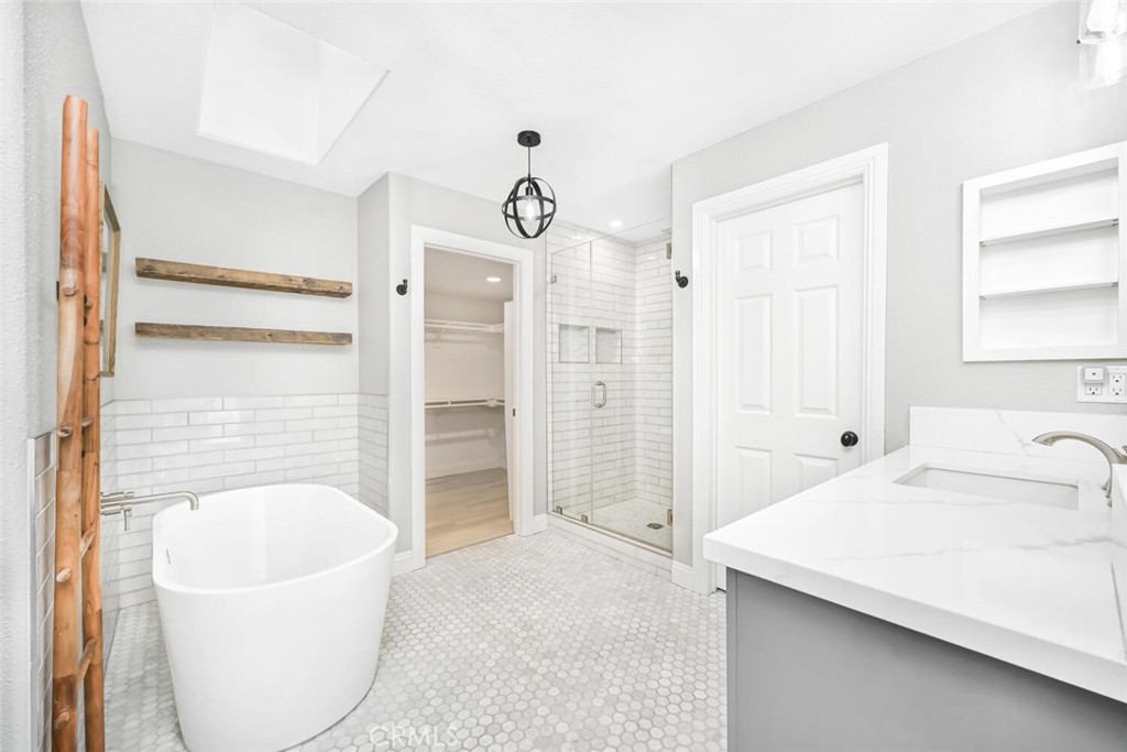 2212 Sea Ridge Drive