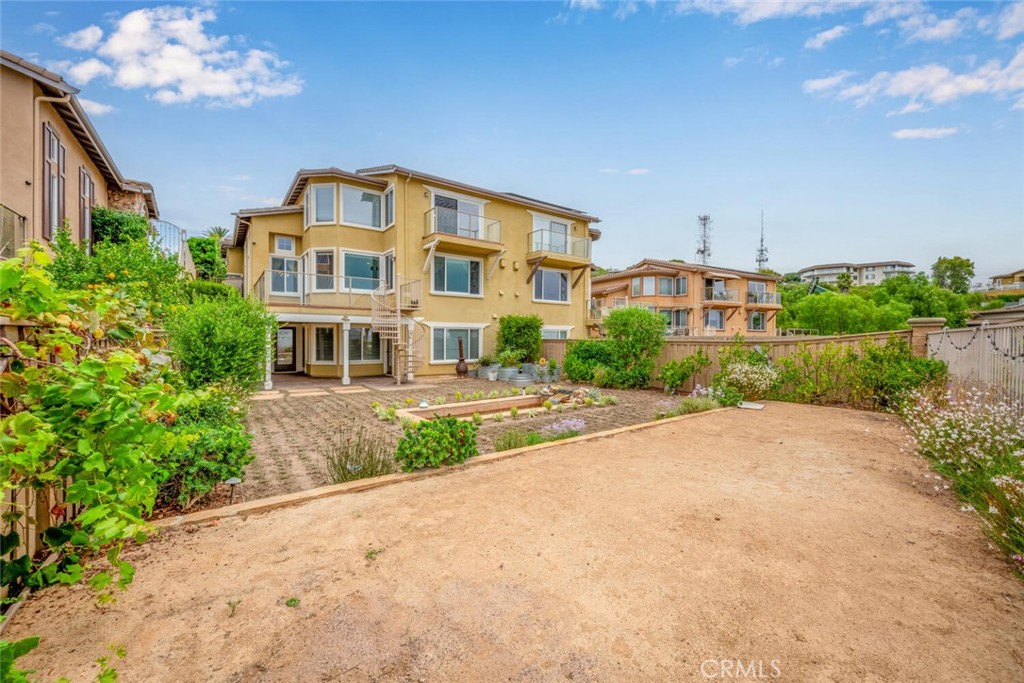 2212 Sea Ridge Drive