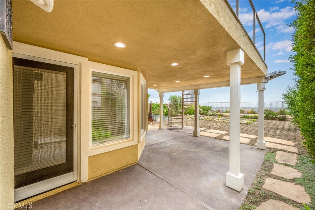 2212 Sea Ridge Drive