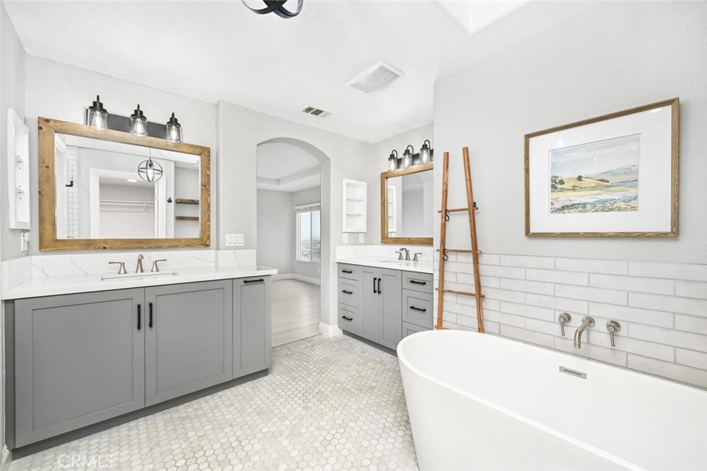 2212 Sea Ridge Drive