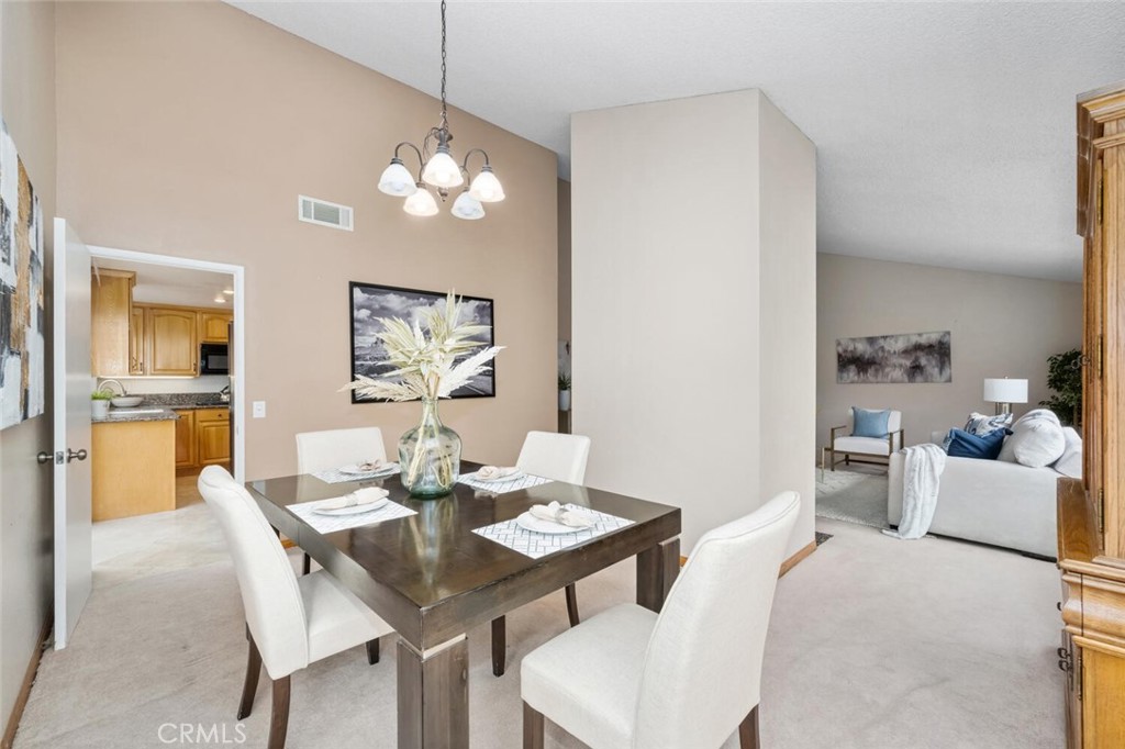 13242 La Quinta Street