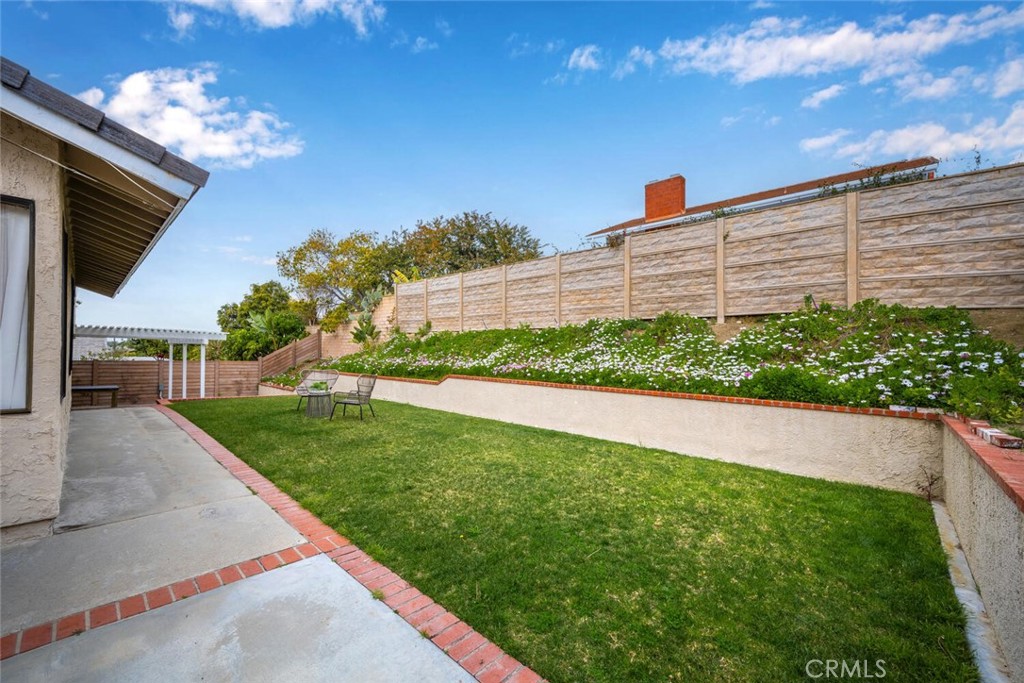 13242 La Quinta Street