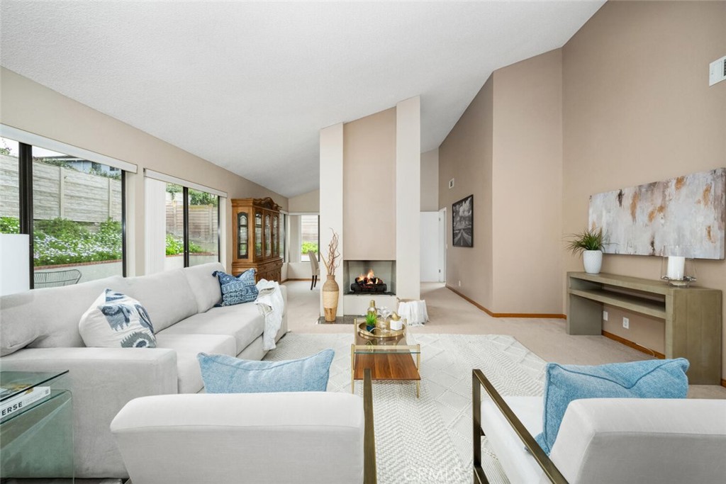 13242 La Quinta Street