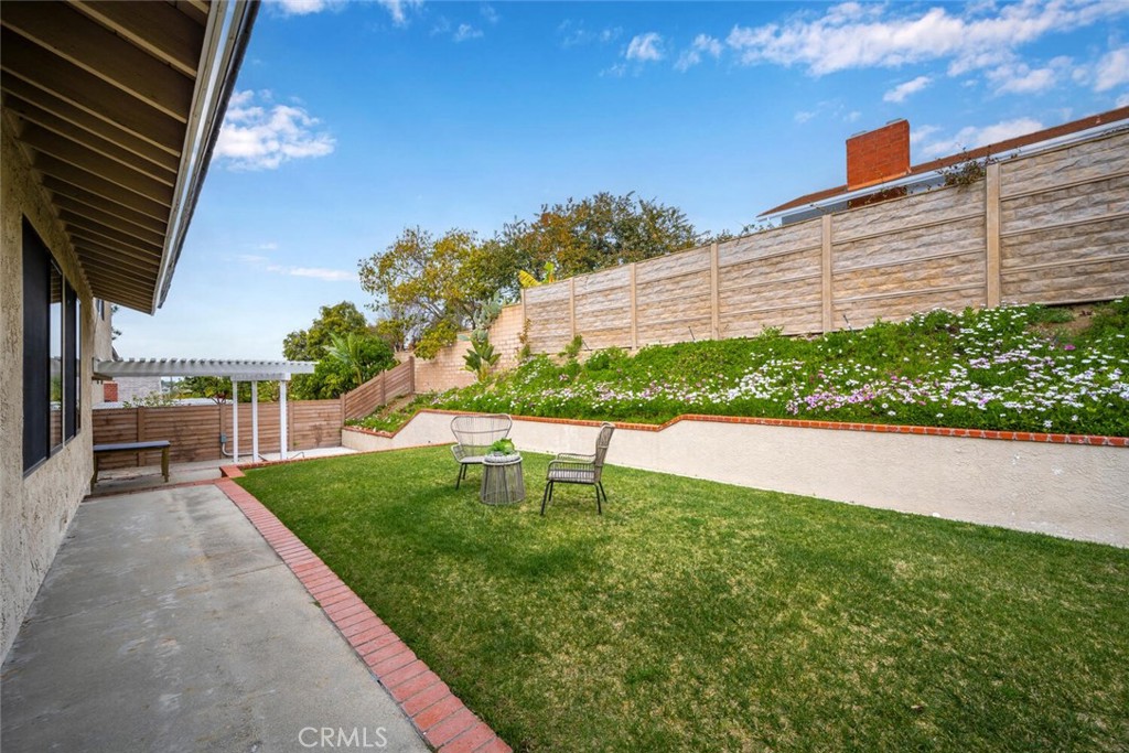 13242 La Quinta Street