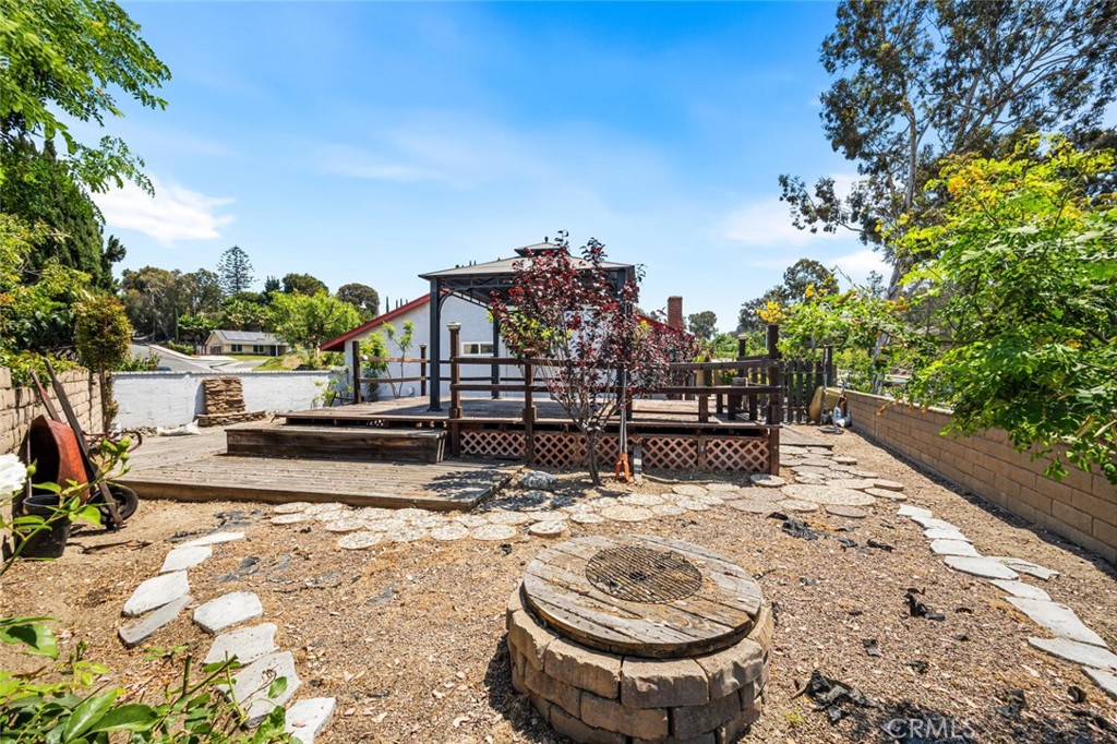 26452 Papagayo Drive