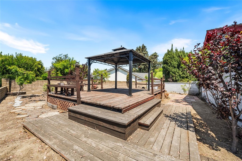 26452 Papagayo Drive