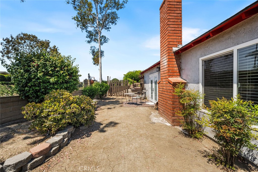 26452 Papagayo Drive