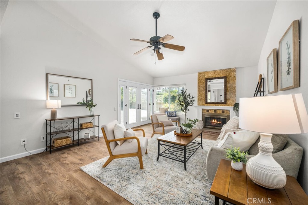 26452 Papagayo Drive