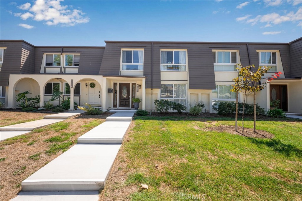 4122 Avenida Sevilla