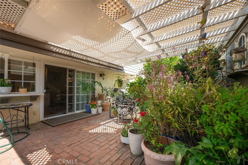 4122 Avenida Sevilla