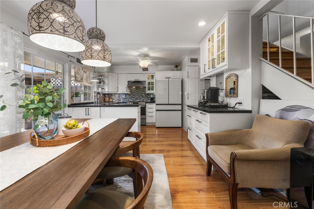 4122 Avenida Sevilla