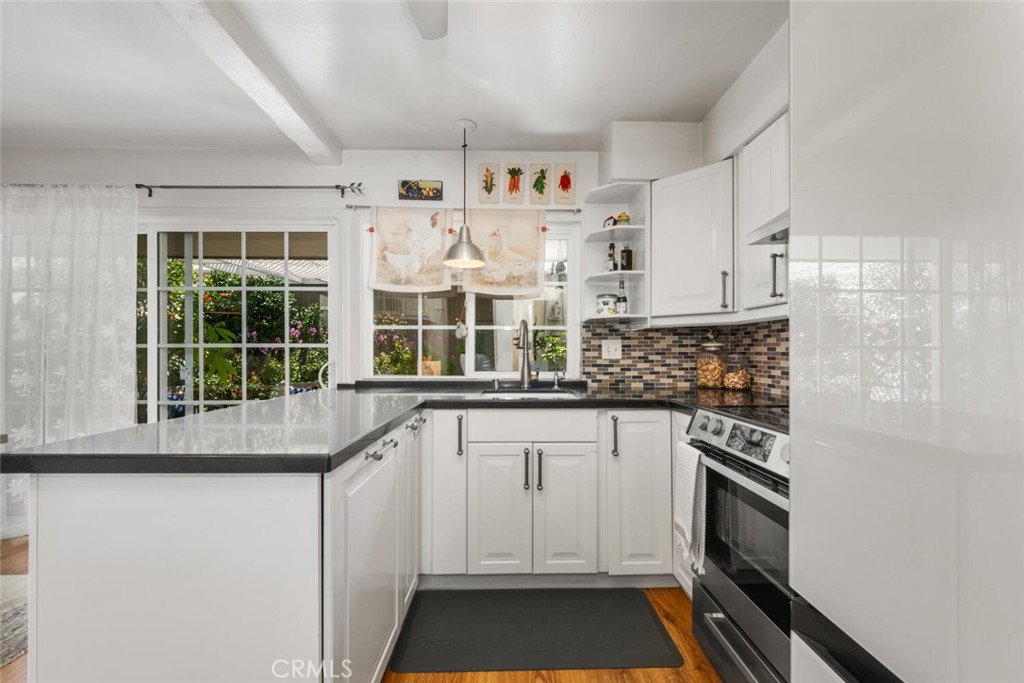 4122 Avenida Sevilla