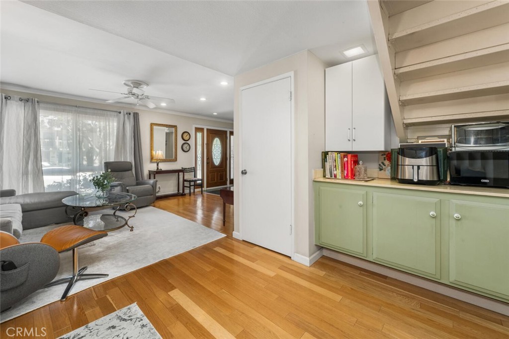 4122 Avenida Sevilla