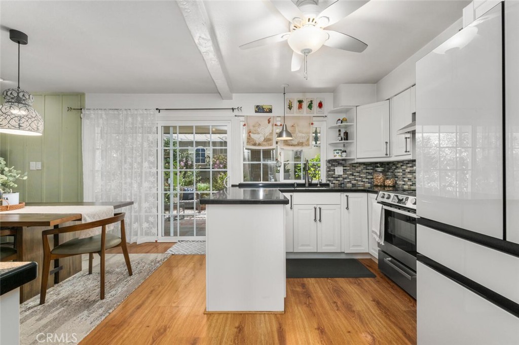 4122 Avenida Sevilla