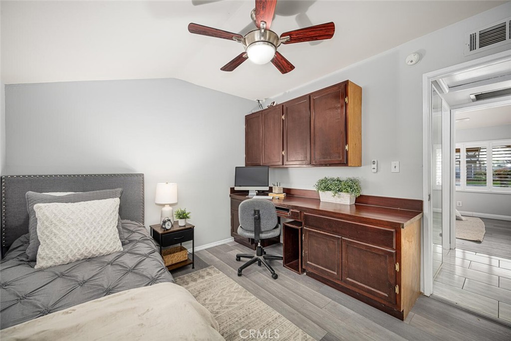 8931 Sumner Place