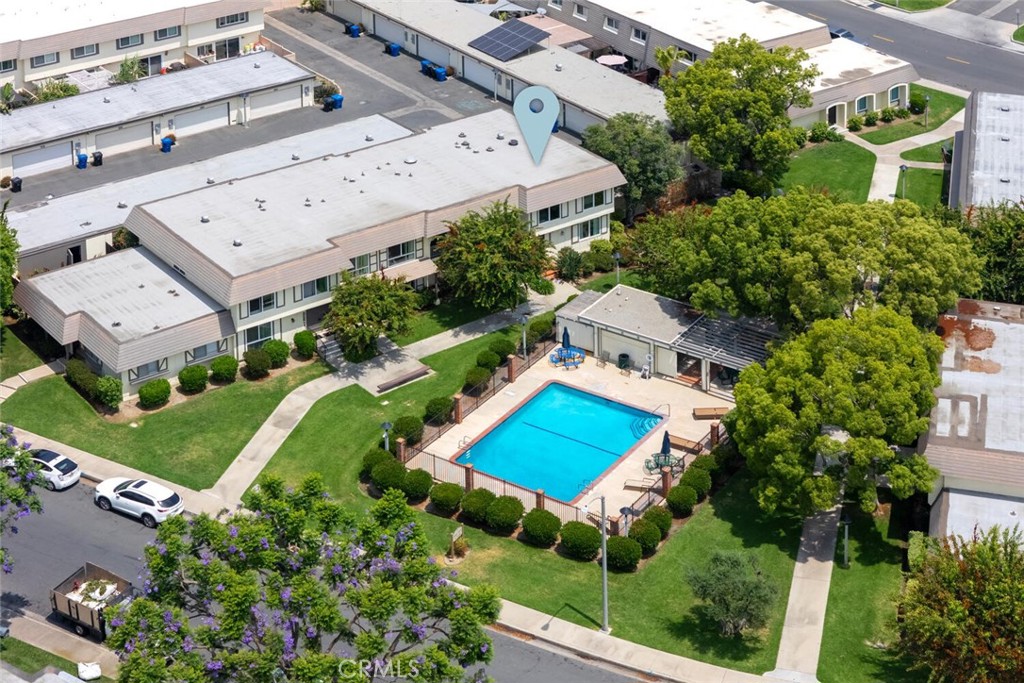 4057 Via Encinas