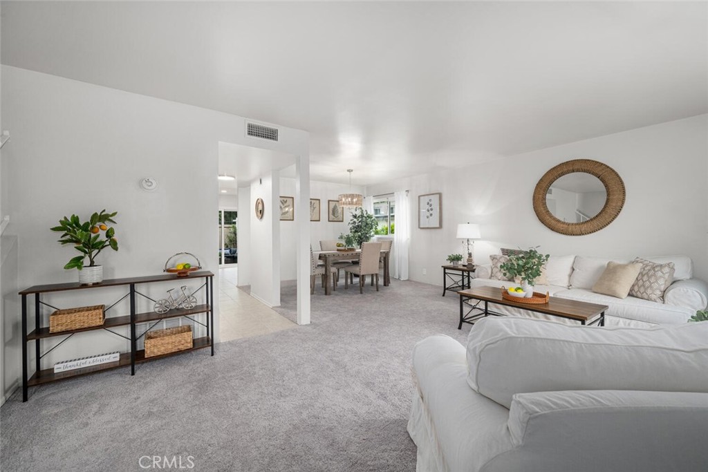 4057 Via Encinas