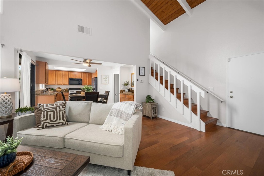4316 Lincoln Plaza Way