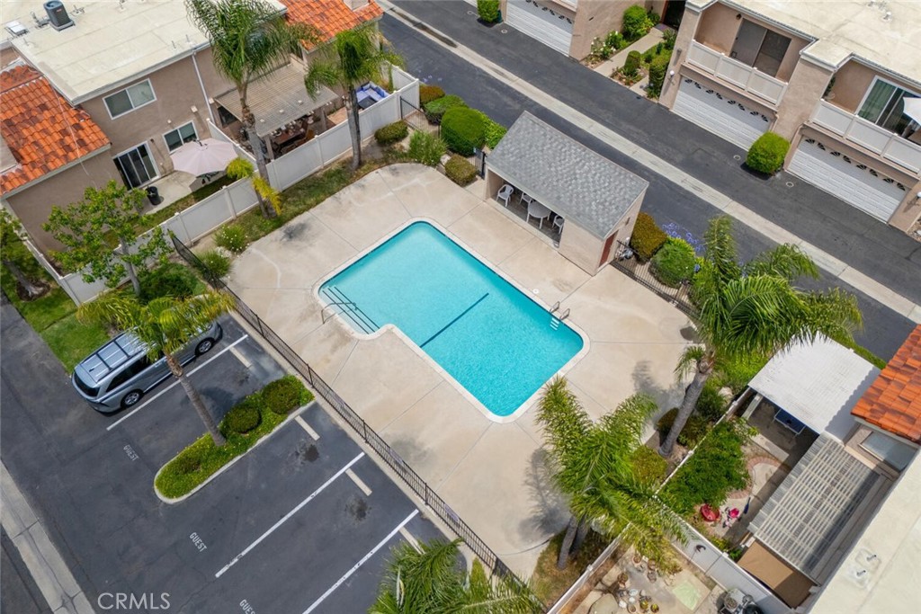 4316 Lincoln Plaza Way