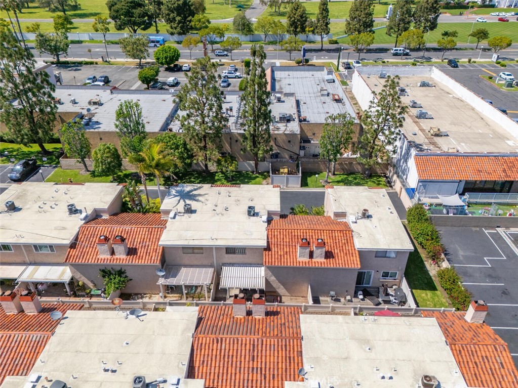 4316 Lincoln Plaza Way