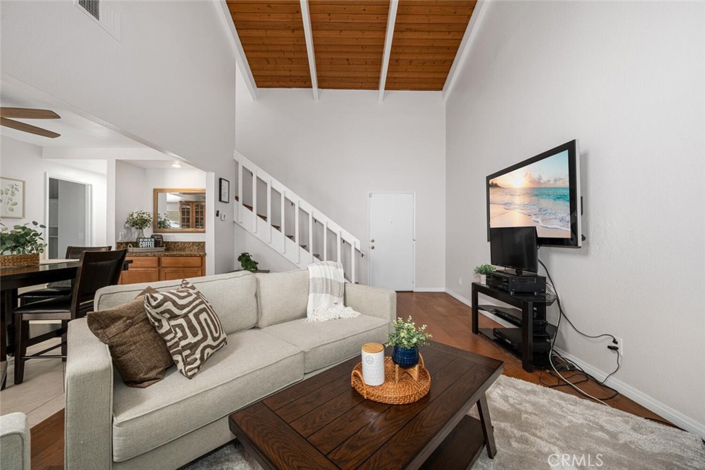 4316 Lincoln Plaza Way