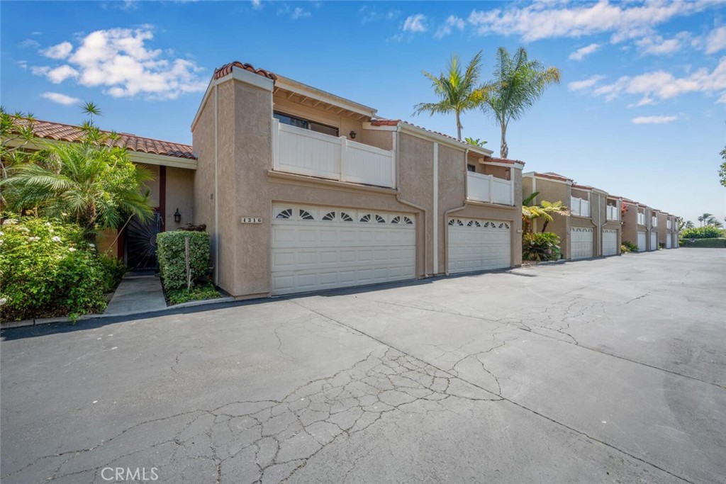4316 Lincoln Plaza Way