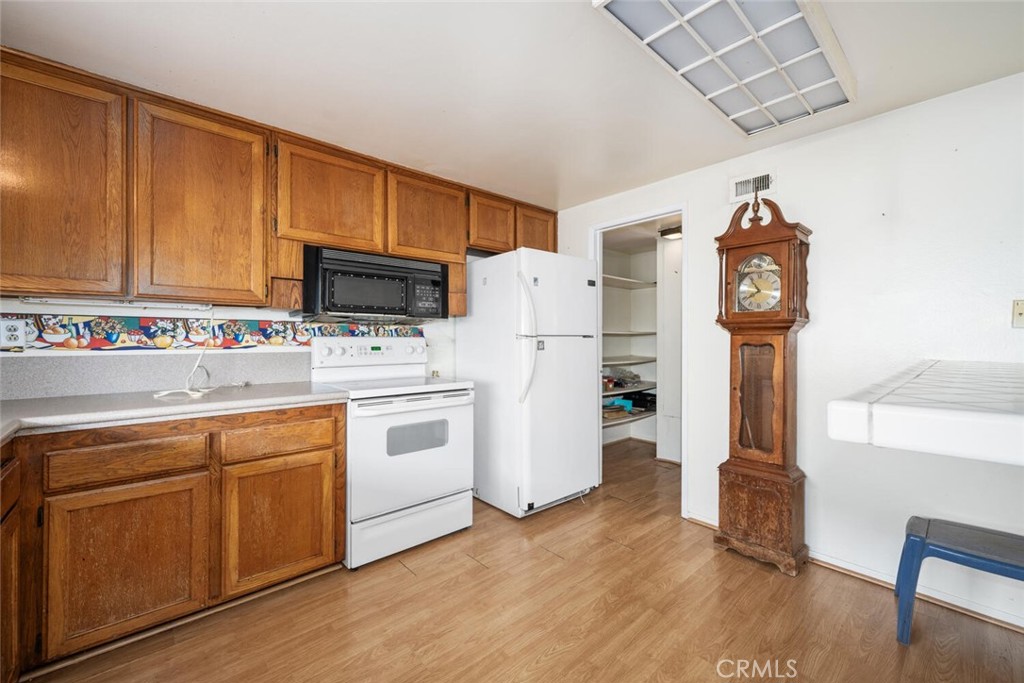 4286 Dina Court