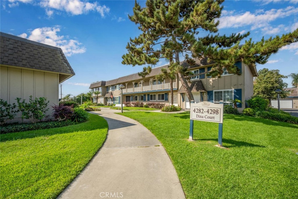 4286 Dina Court