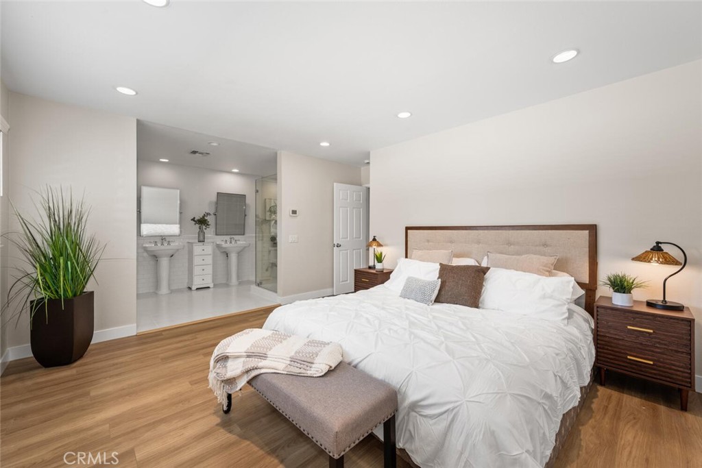 4068 Avenida Sevilla