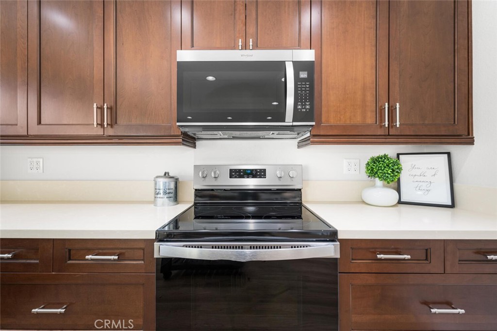 4068 Avenida Sevilla